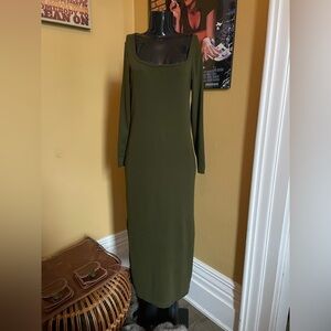 Women’s Old Navy Long Sleeve Maxi Dress ( Extra Large)